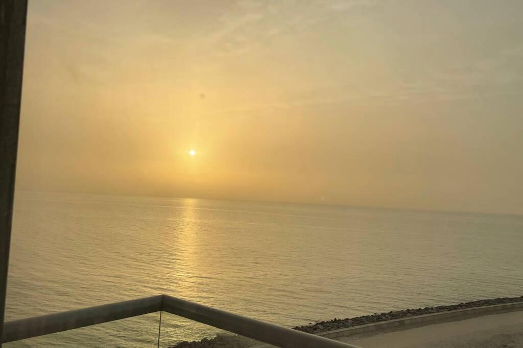 2 Bedroom Incredible Ocean Vew Apartment 라스알카이마 외부 사진